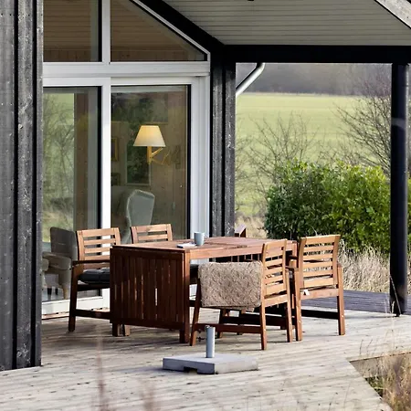 Stunning In Haarby With Kitchen 度假居 *