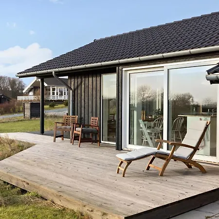 度假居 Stunning In Haarby With Kitchen *